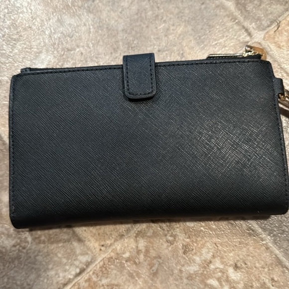 Michael Kors Wallet Wristlet - Picture 2 of 3